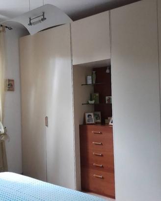 Mobile a 6 ante e cassettiera in ciliegio