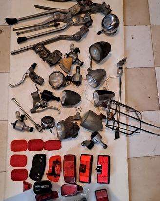 Vecchi accessori ricambi bici