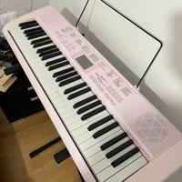 Pianola casio LK 127