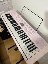 Pianola casio LK 127