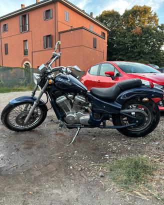 Honda shadow VT600