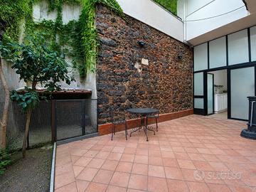 Appartamento di 210 m² con più di 5 locali a Catan
