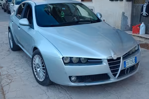 Alfa Romeo 159