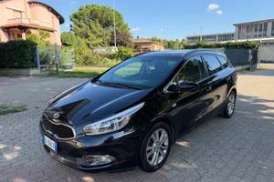 Kia Ceed cee'd 1.6 diesel 110CV 2014