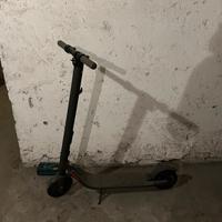 Monopattino segway ninebot ES2