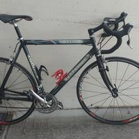 Bicicletta da corsa Pinarello