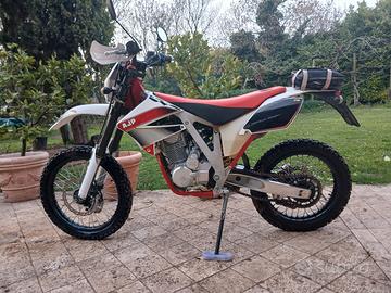Ajp 240 enduro