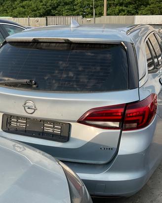 opel astra k sports tourer 2020 posteriore