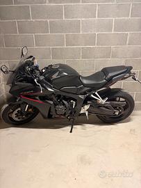 Honda CBR 650 R - 2025
