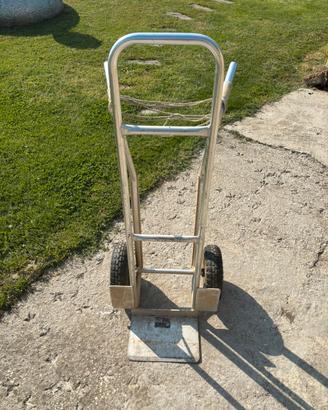 Carrello porta lettini da spiaggia