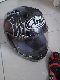 Casco arai