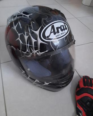 Casco arai