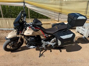 Moto guzzi v85 tt centenario
