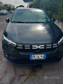 macchina dacia