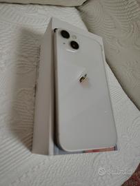 iPhone 13 256 GB PRATICAMENTE NUOVO NON SPEDISCO 