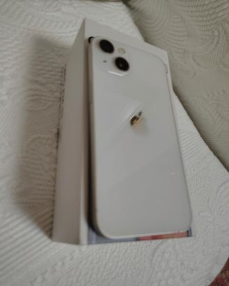 iPhone 13 256 GB PRATICAMENTE NUOVO NON SPEDISCO 