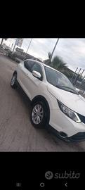 NISSAN QASQHAI