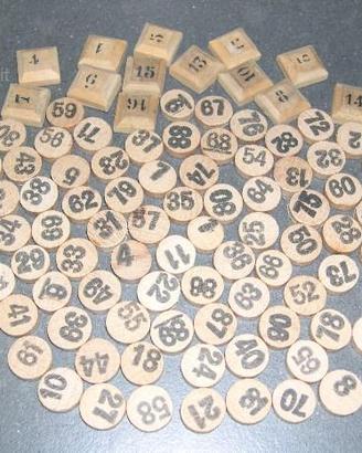 Gioco della tombola in legno antico