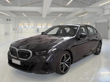 BMW I5 M60 4 PORTE BERLINA