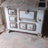 Antica stufa economica Stella