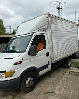 IVECO DAILY 35