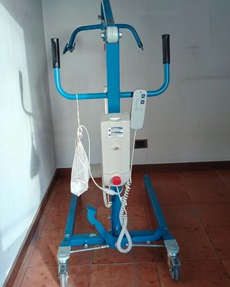 Sollevatore elettrico per anziani