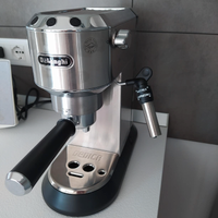 DeLonghi Dedica Style EC685