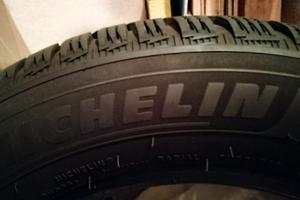 4 Gomme invernali Michelin 185/65 R15