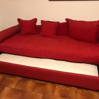 Divano letto in tessuto rosso