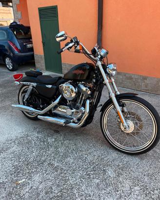 Harley Davidson sportster seventy two 1200