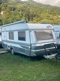Roulotte Fendt 496 karat