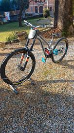 COMMENCAL SUPREME DH V4.2 ESSENTIAL anno 2020 tagl