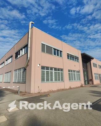 COMPLESSO DIREZIONALE A BOLOGNA - VIA ANTONIO CANO