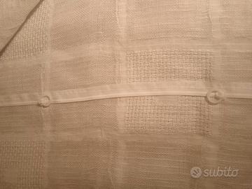 tenda a pacchetto bianca