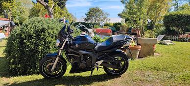 Yamaha FZ6 - 2006