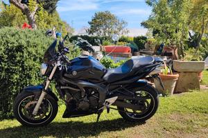 Yamaha FZ6 - 2006
