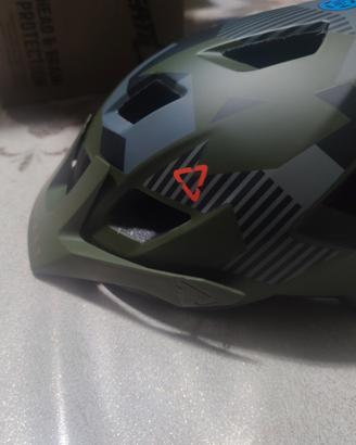  LeattCasco MTB AllMtn 1.0 V23 Camo Jr XS 50-54cm
