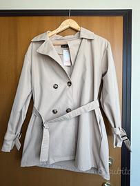Trench beige con cintura