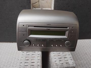 stereo mp3 lancia ypsilon 