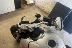 SUZUKI GSR600 A2