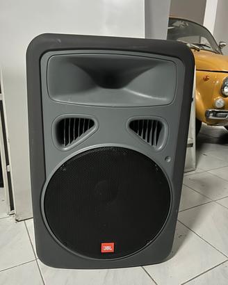 JBL EON Power15 (Powered Speaker)
