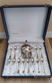 Servizio in argento 800 Massiccio
