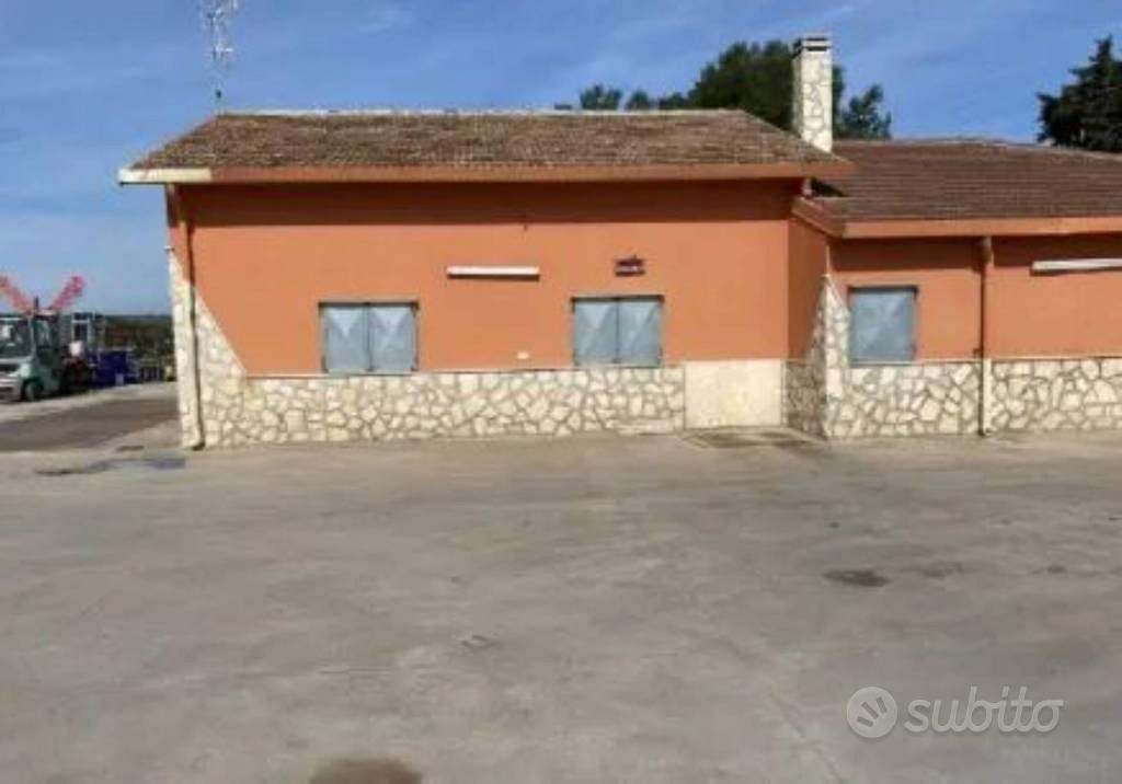 Immobile in asta di 49831 m² a Canosa di Puglia - Vista 4