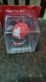 K1961NN-Casco F1 Michael Schumacher 2002 Ferrari