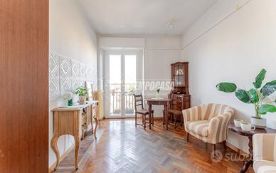 BILOCALE CON AFFACCIO SUL PARCO DI ARGONNE