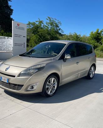 Renault scenic 7 posti