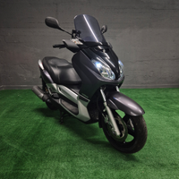 Yamaha XMAX 250 R