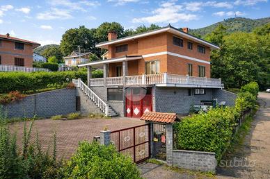 BIFAMILIARE A GIVOLETTO