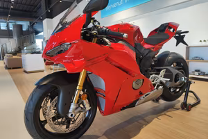 DUCATI Panigale V4 S MY
