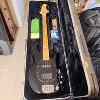 EB Music Man Stingray 4 HS 2009